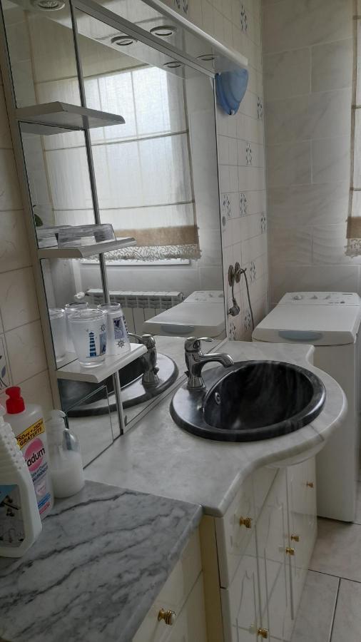 L'Abri Des Ames Apartment Gerponville Bagian luar foto